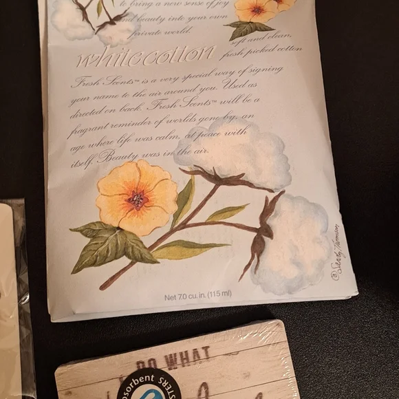 Mixit Red Tote with 16 items. All brand new. - Picture 5 of 10